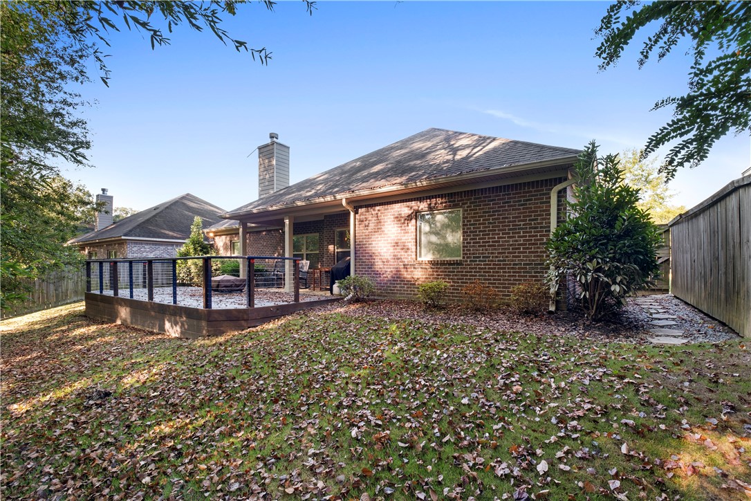 1433 CLOVERBROOK CIRCLE