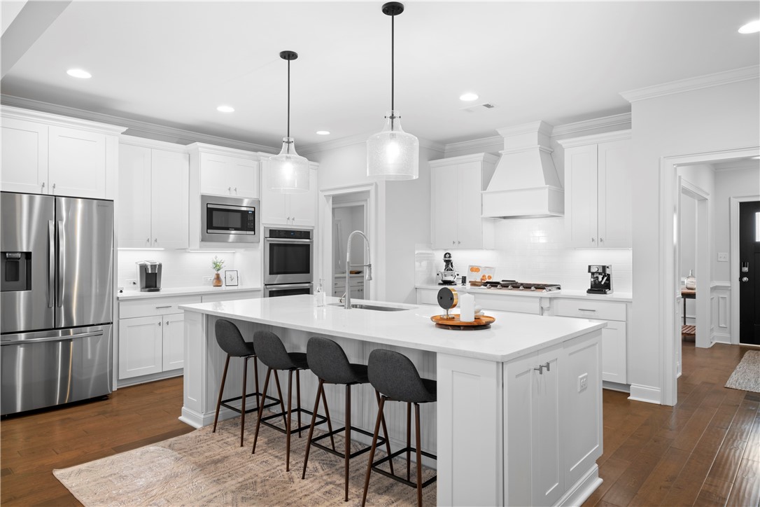 1670 HIDDEN LAKES DRIVE