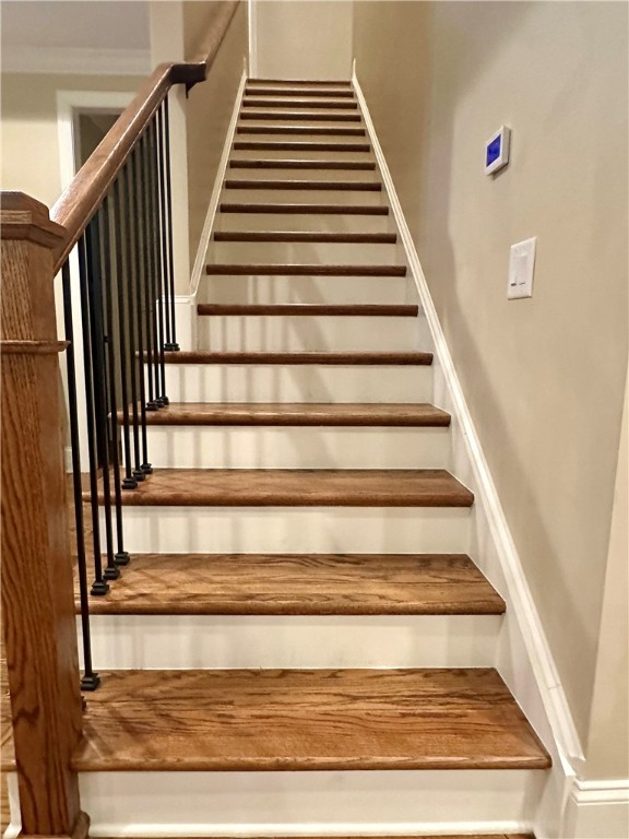 2237 N DONAHUE DRIVE