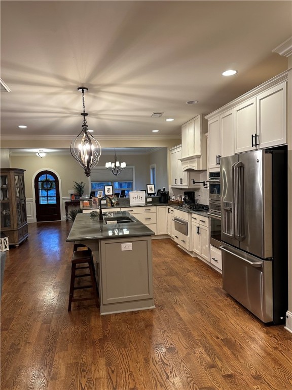 2237 N DONAHUE DRIVE