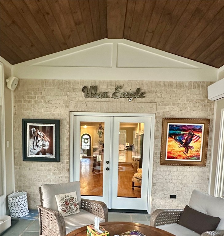 2237 N DONAHUE DRIVE