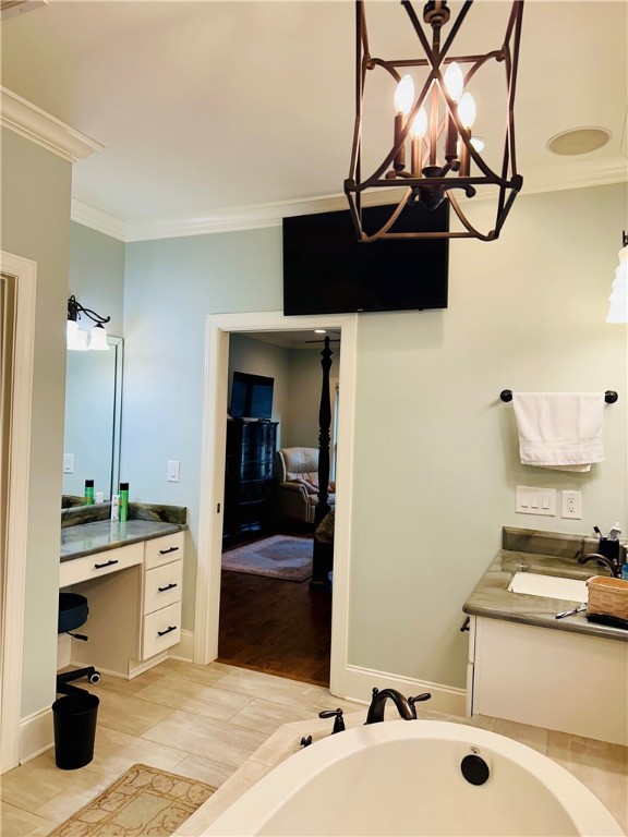 2237 N DONAHUE DRIVE