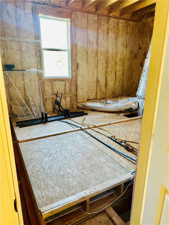 2237 N DONAHUE DRIVE