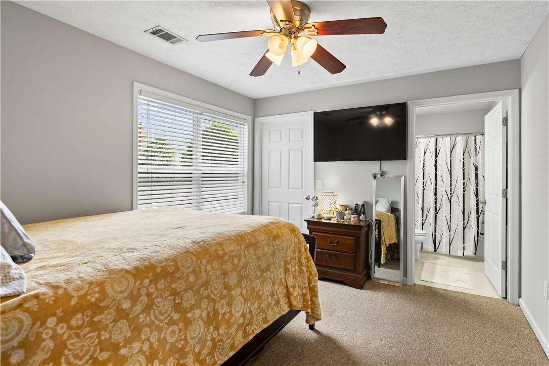 1114 S COLLEGE STREET 2104