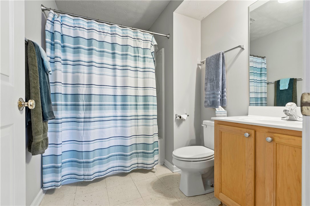 1114 S COLLEGE STREET 2104