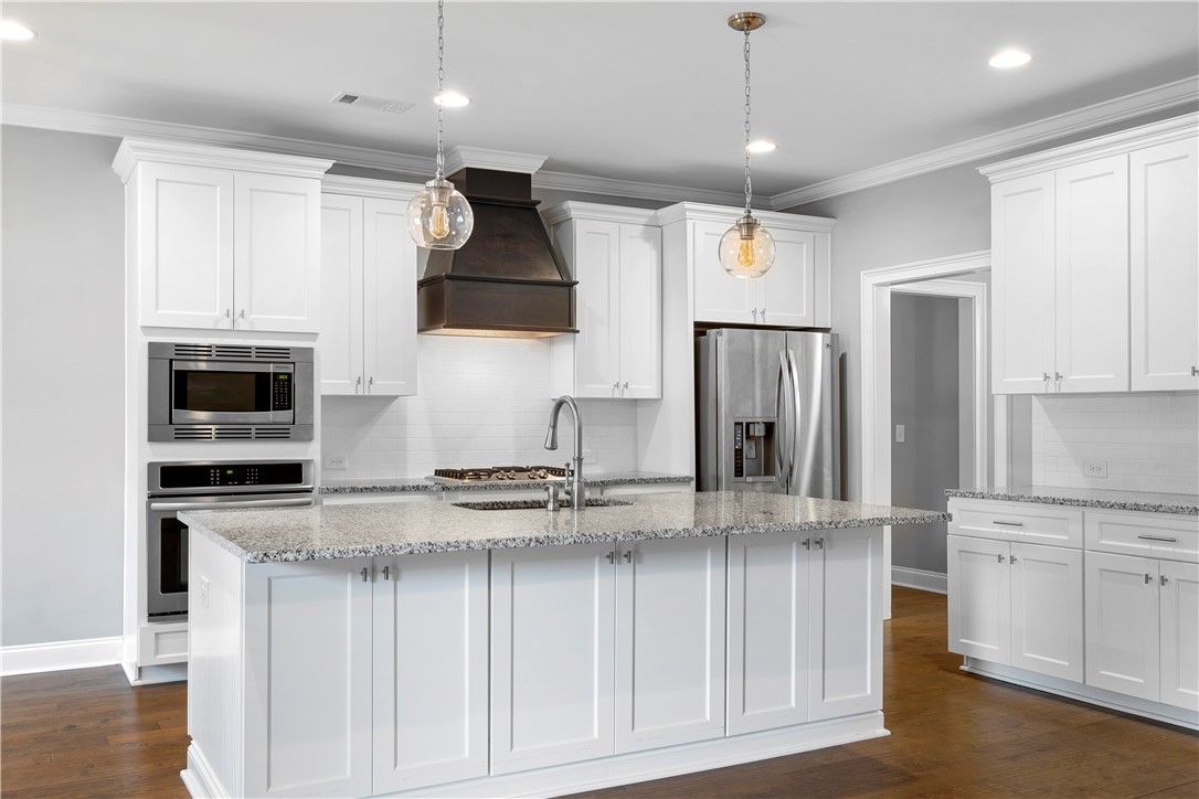 682 HIGH FIELD COURT