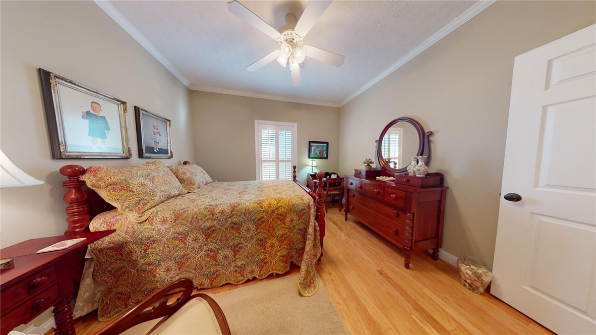 1633 ACADEMY DRIVE 1409