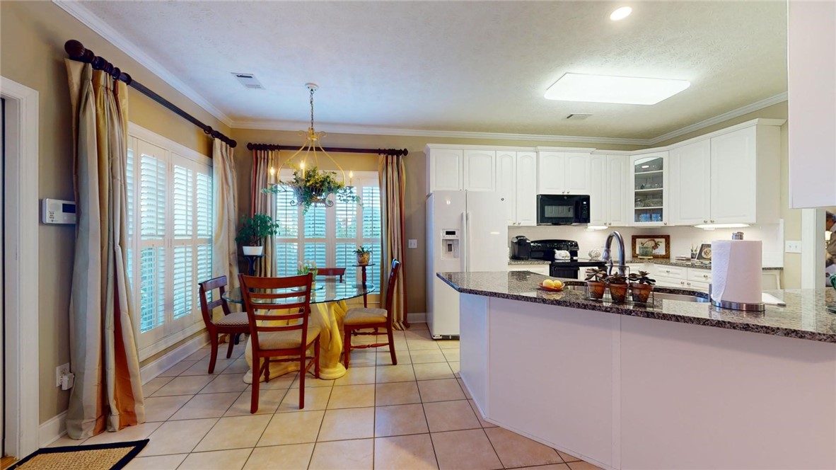 1633 ACADEMY DRIVE 1409