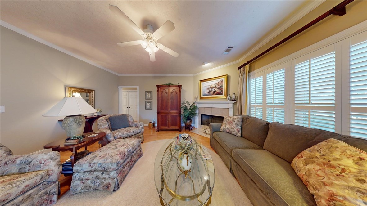 1633 ACADEMY DRIVE 1409