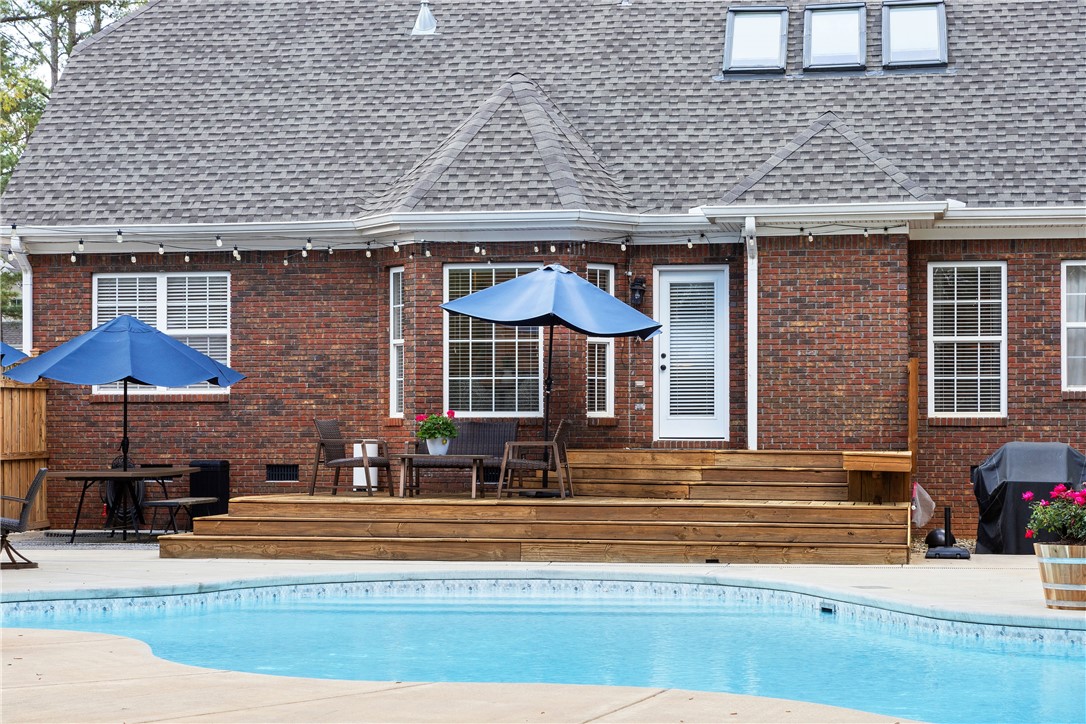 518 BRENTON CROSSING