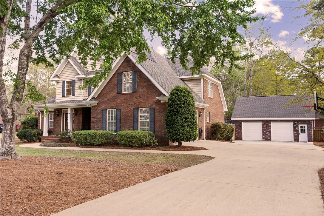 518 BRENTON CROSSING