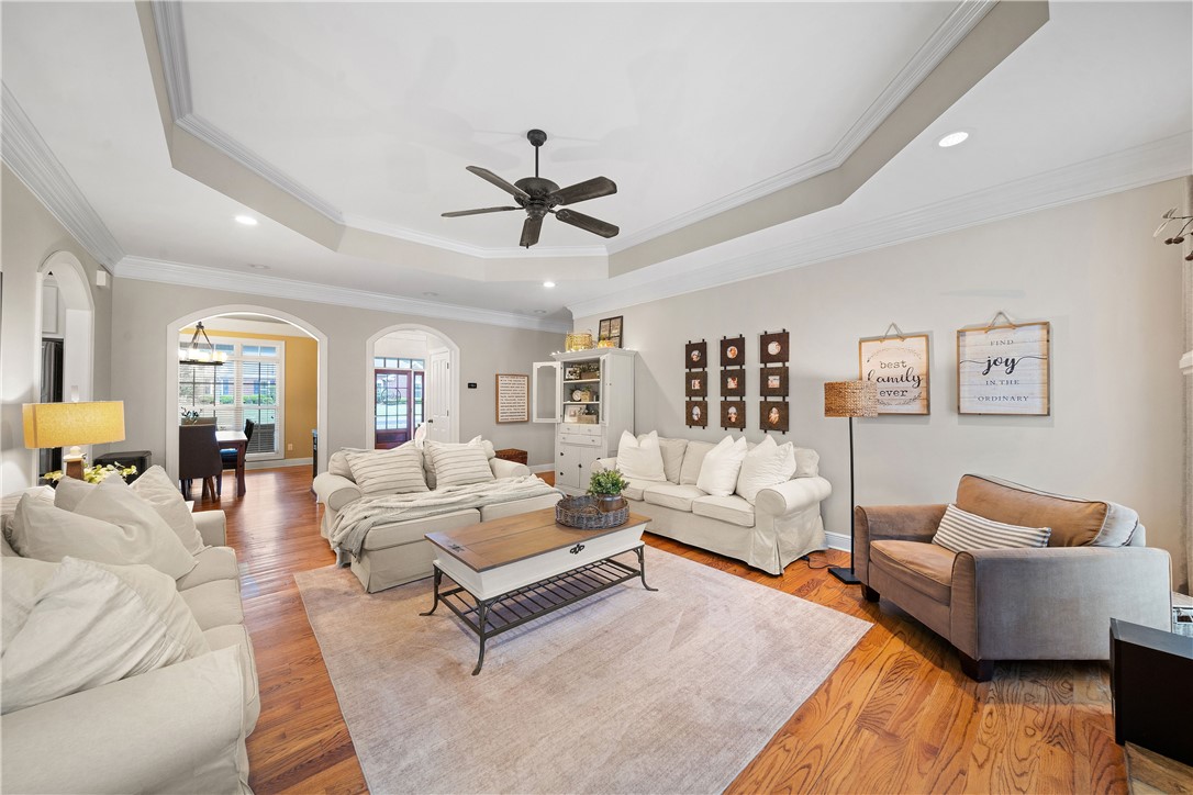 518 BRENTON CROSSING