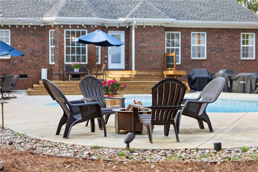 518 BRENTON CROSSING