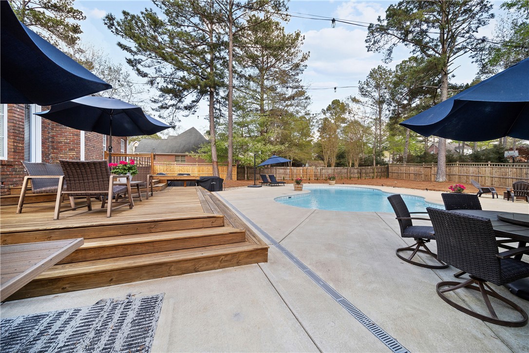 518 BRENTON CROSSING