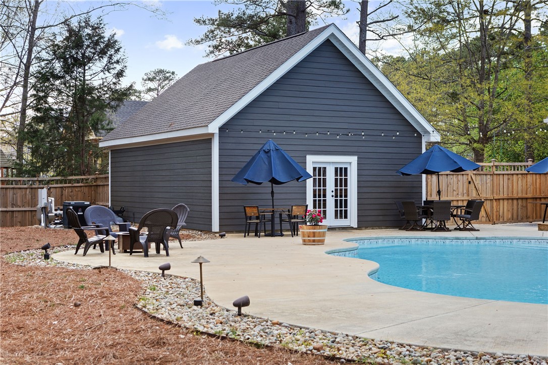 518 BRENTON CROSSING