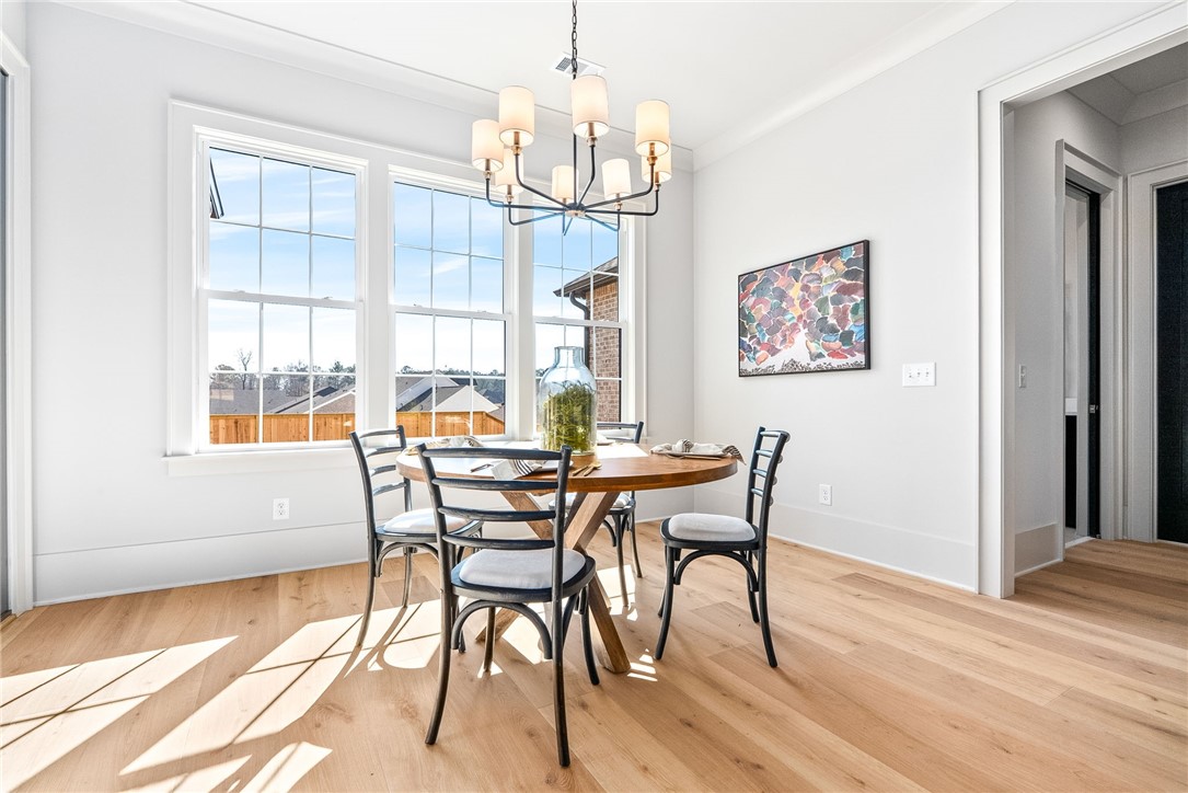 810 SUMMERLIN CIRCLE