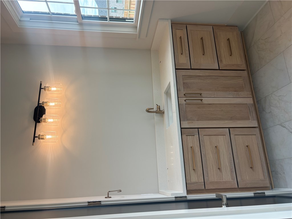 810 SUMMERLIN CIRCLE