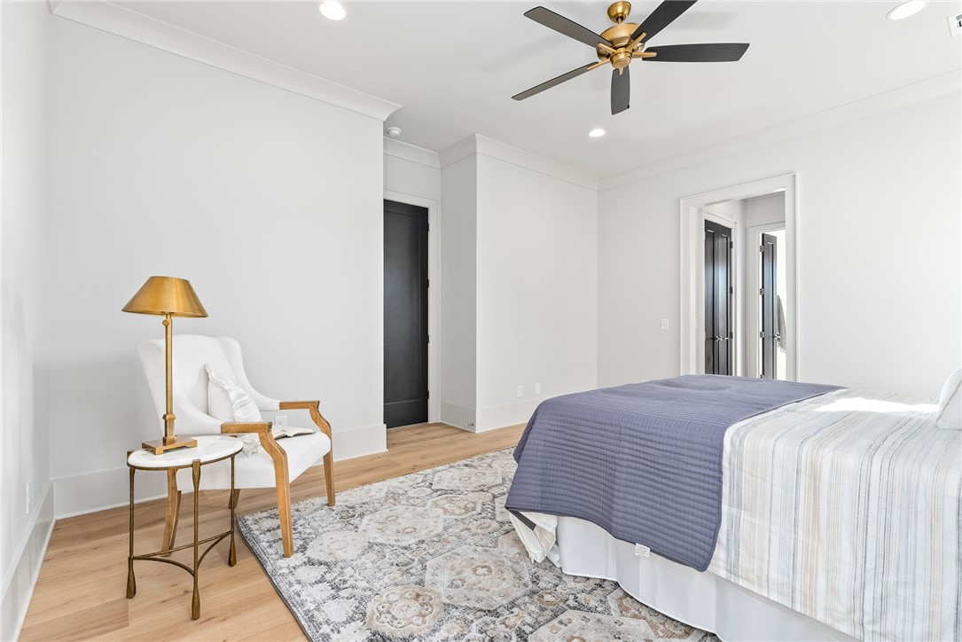 810 SUMMERLIN CIRCLE