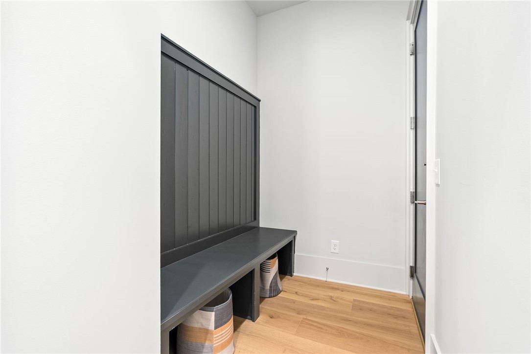 810 SUMMERLIN CIRCLE