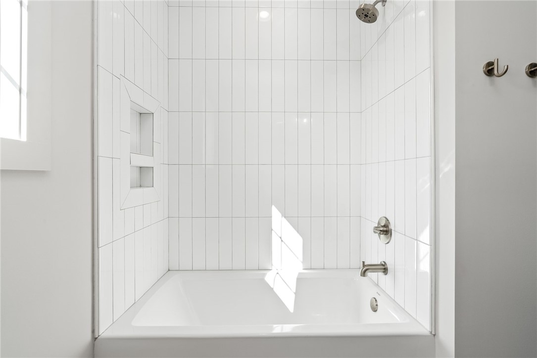 810 SUMMERLIN CIRCLE