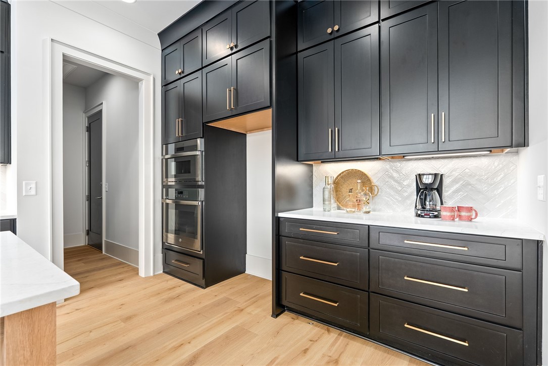 810 SUMMERLIN CIRCLE