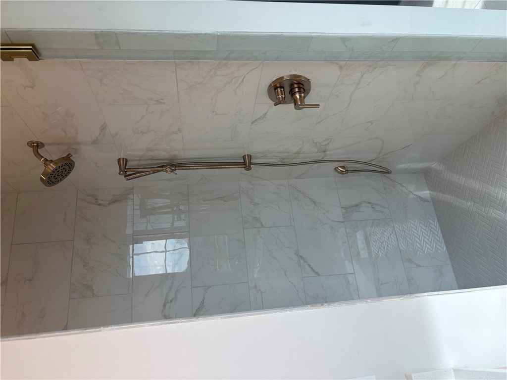 810 SUMMERLIN CIRCLE