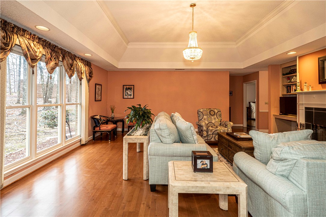 511 HAMILTON HILLS DRIVE