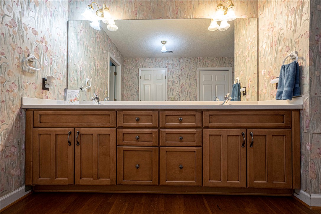 511 HAMILTON HILLS DRIVE