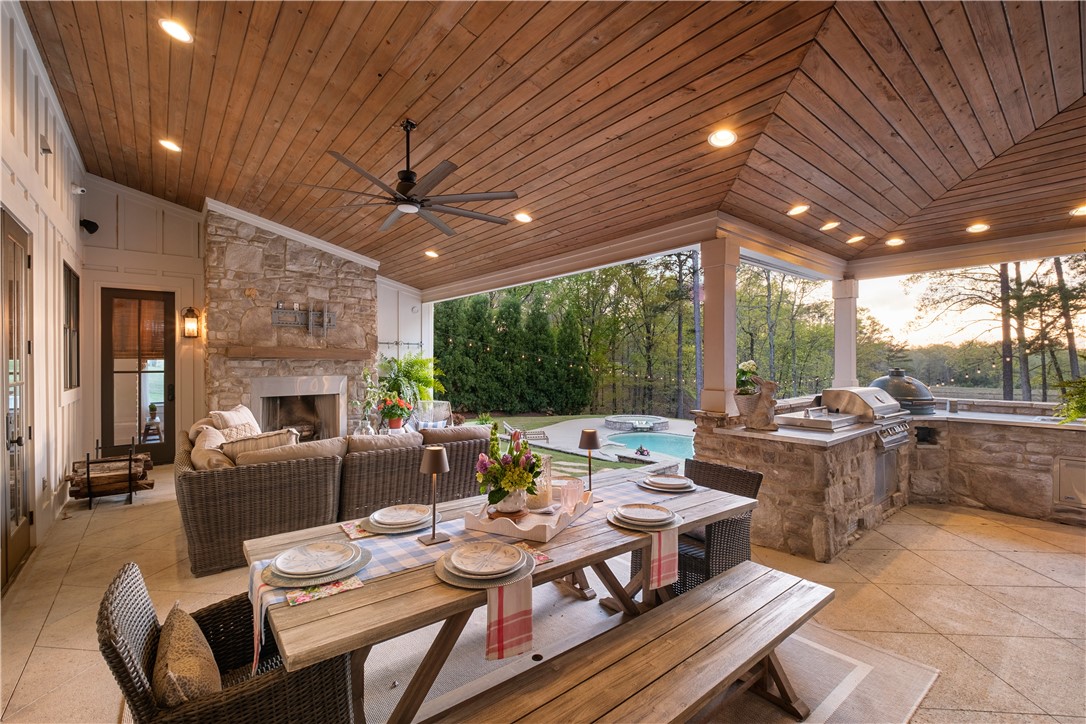 2420 GRAND NATIONAL PARKWAY