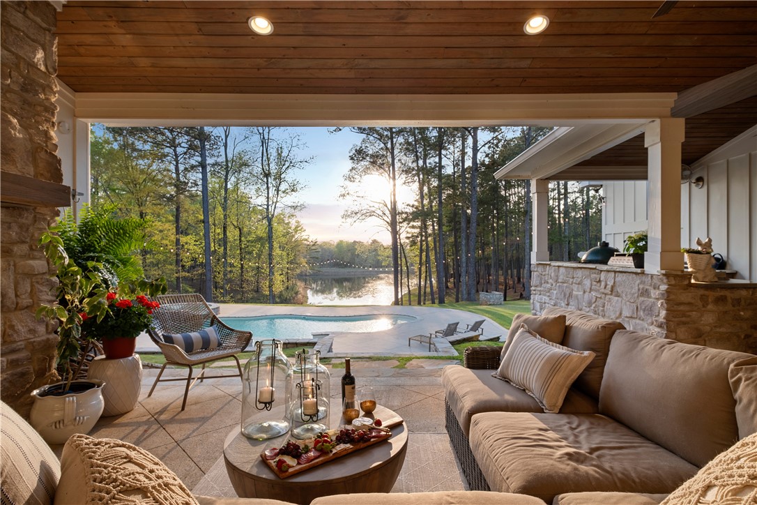 2420 GRAND NATIONAL PARKWAY