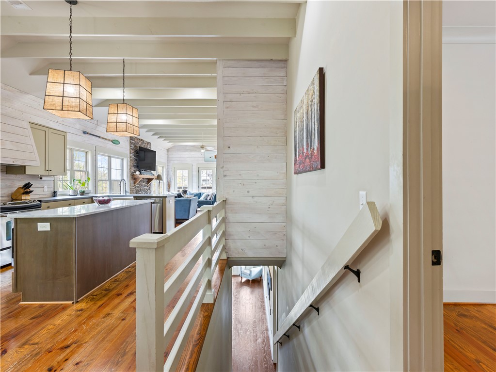 80 HONEYSUCKLE COURT