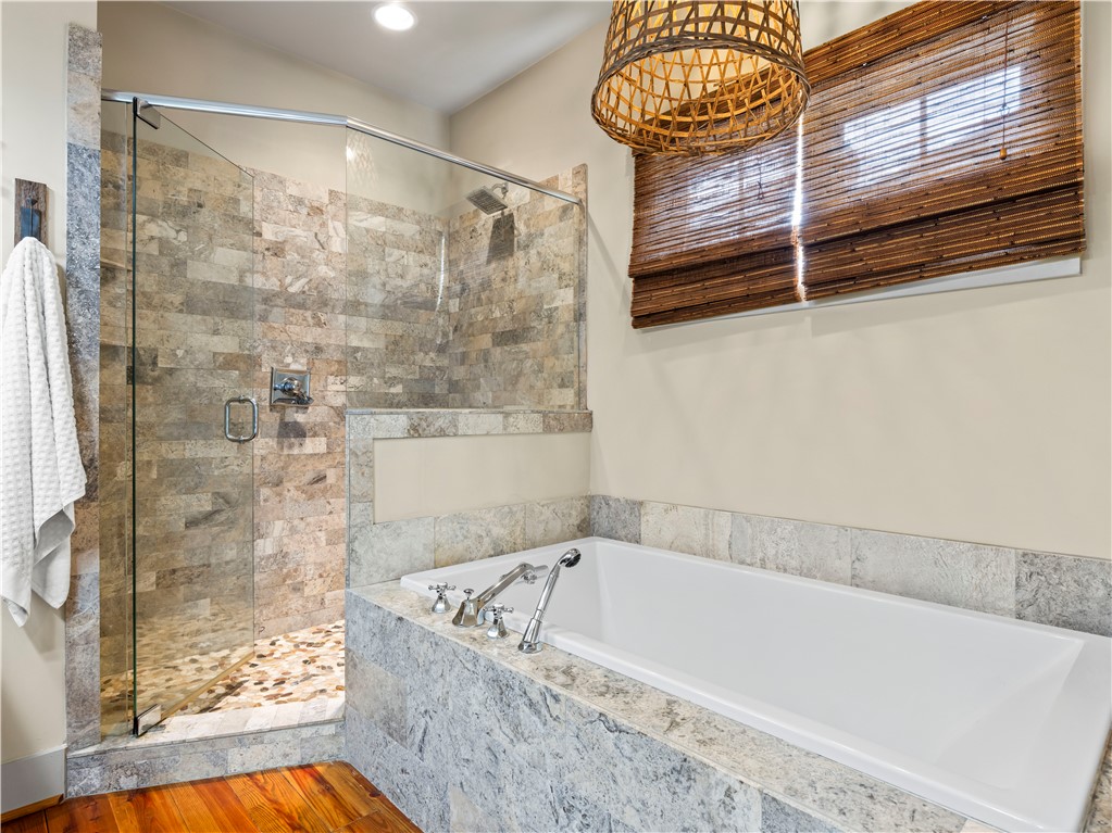 80 HONEYSUCKLE COURT