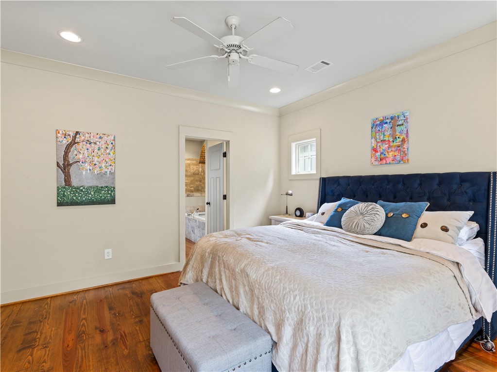 80 HONEYSUCKLE COURT