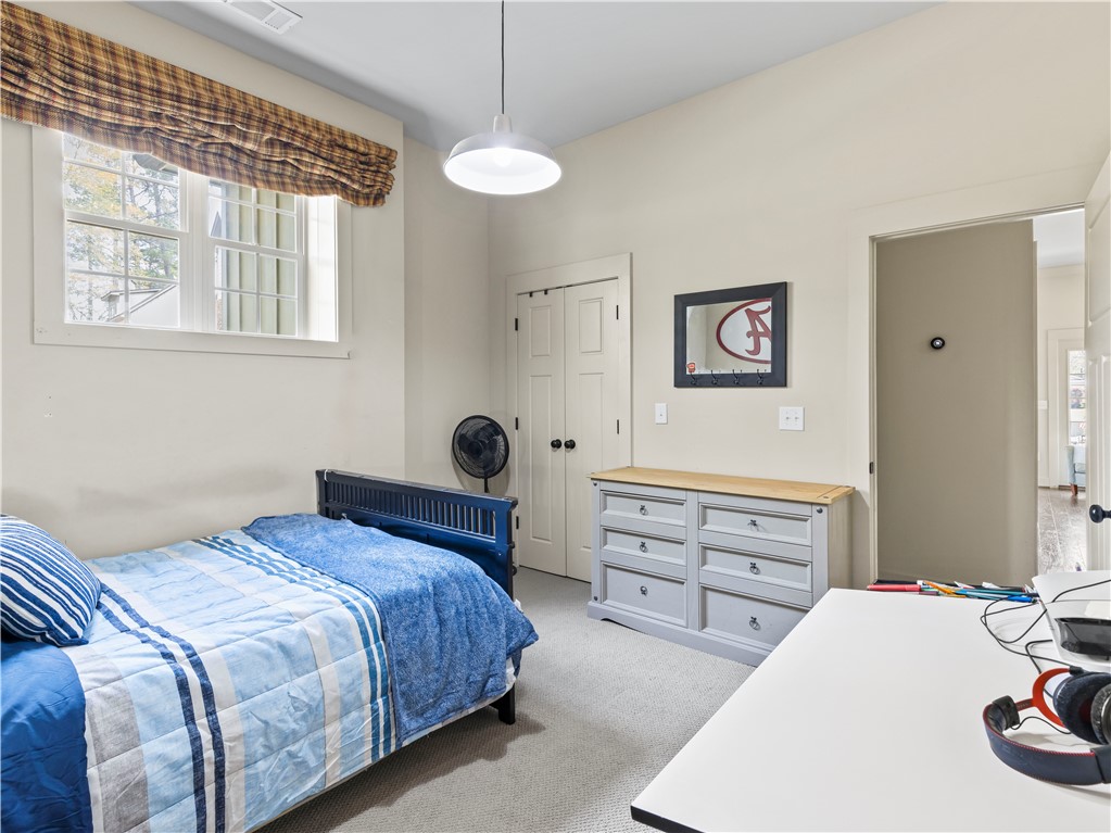 80 HONEYSUCKLE COURT