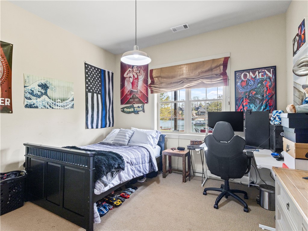 80 HONEYSUCKLE COURT