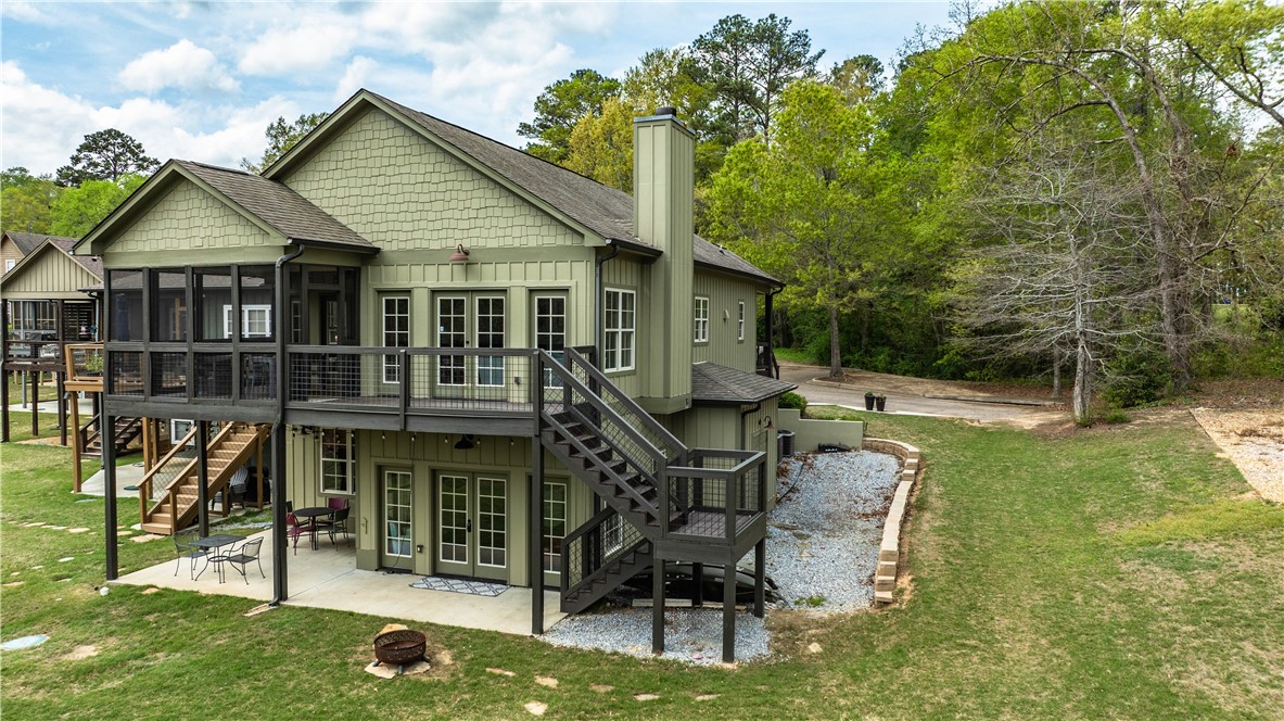 80 HONEYSUCKLE COURT