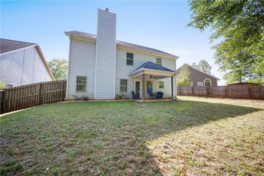 2717 CARRIAGE HOUSE LANE