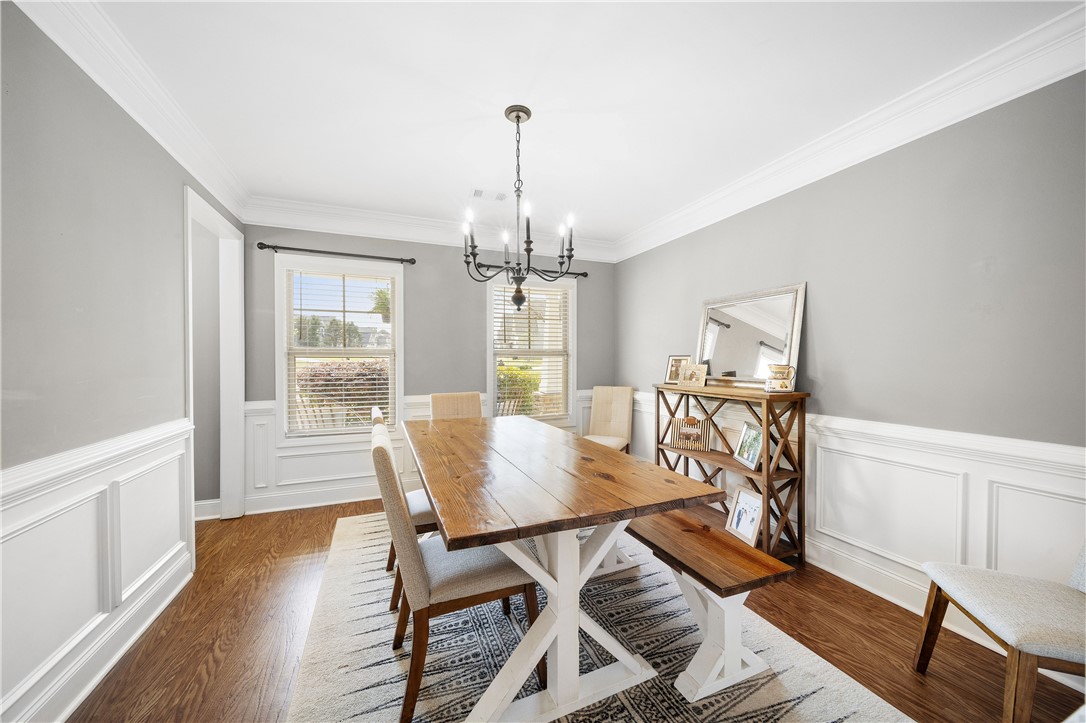 2717 CARRIAGE HOUSE LANE