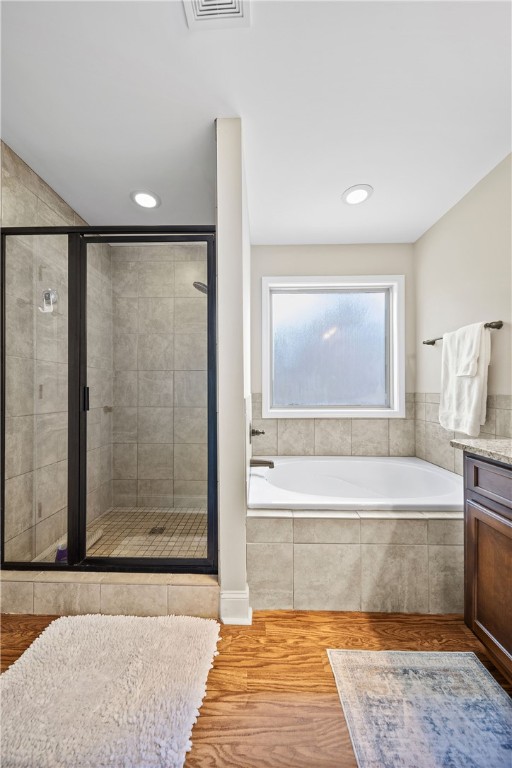 2717 CARRIAGE HOUSE LANE