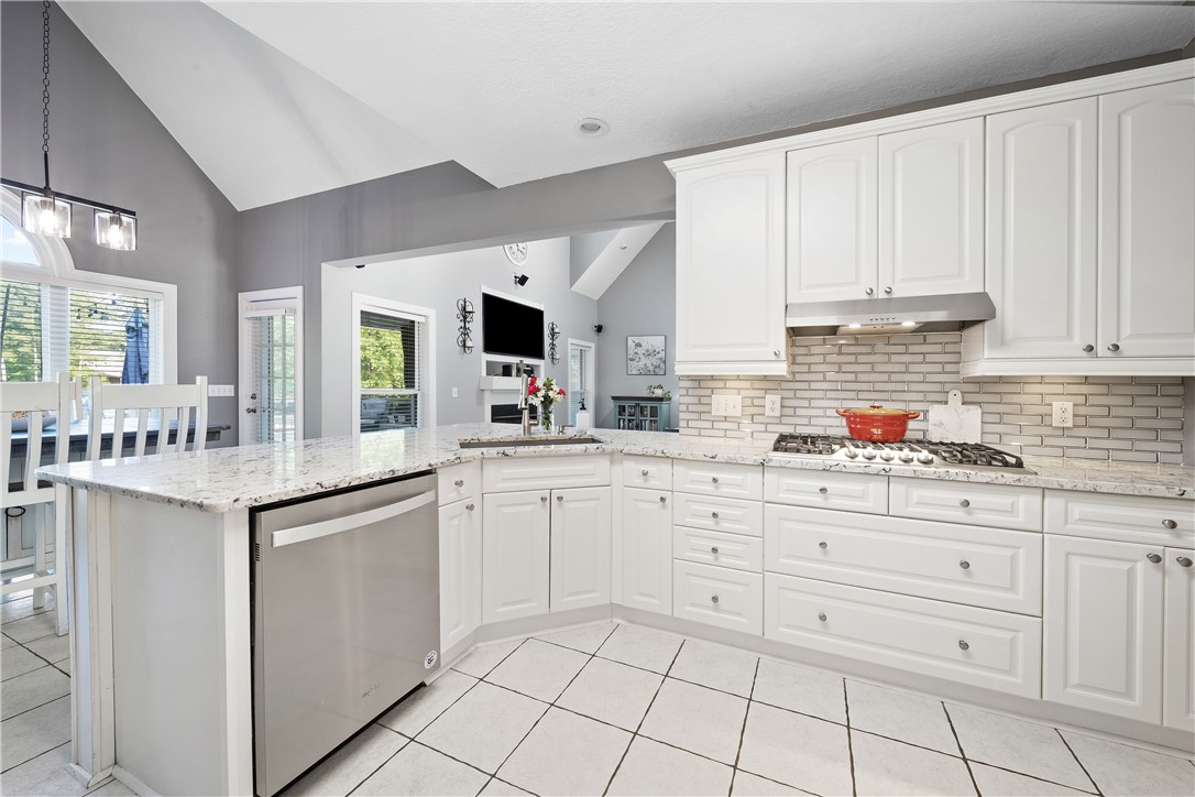 540 MERIMONT BOULEVARD