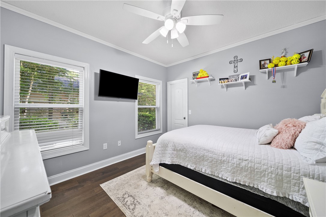 540 MERIMONT BOULEVARD