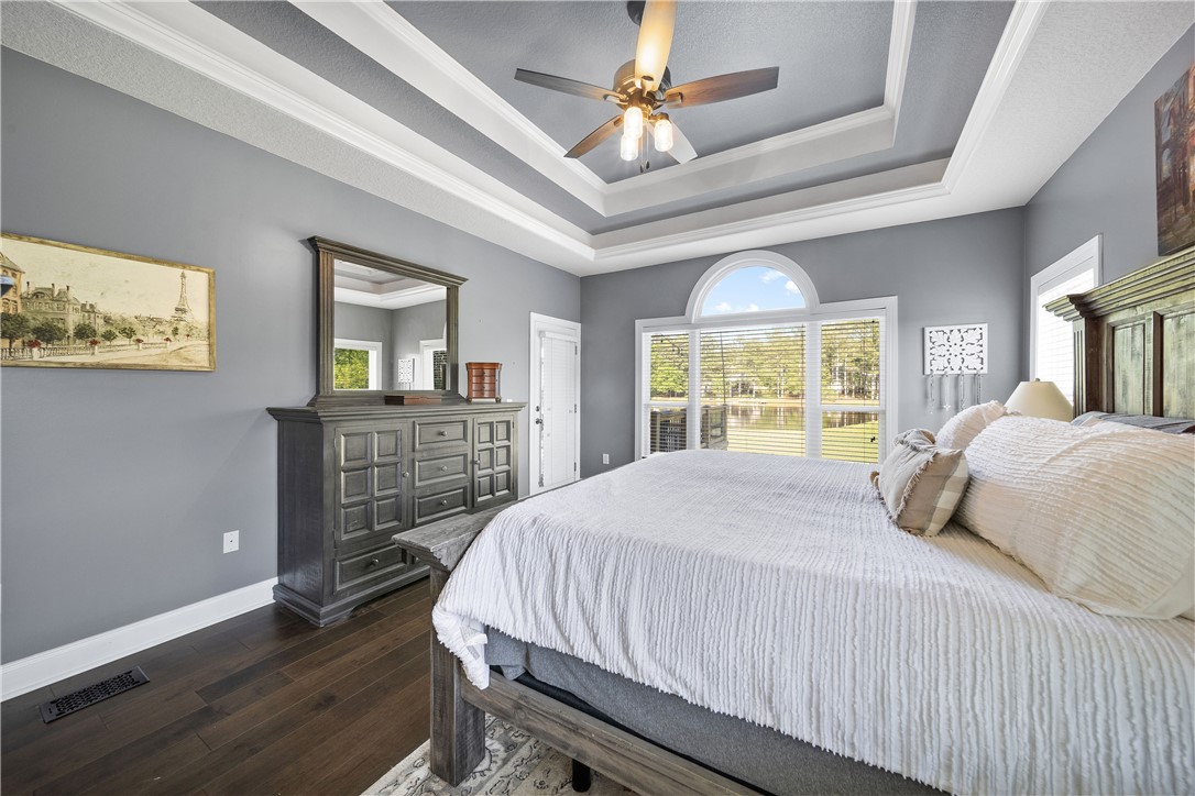 540 MERIMONT BOULEVARD