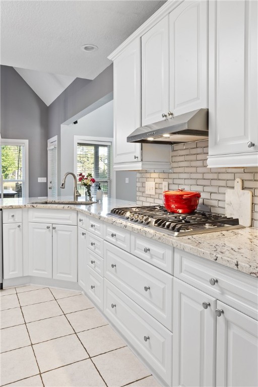 540 MERIMONT BOULEVARD