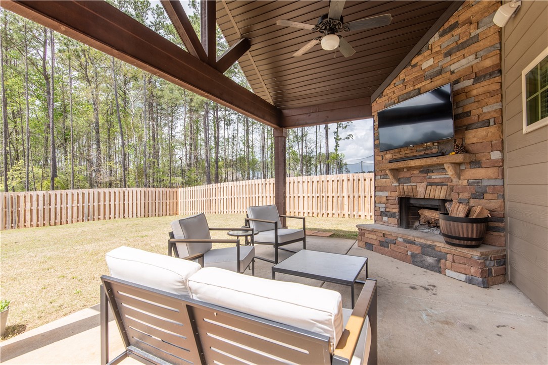 835 W RICHLAND CIRCLE