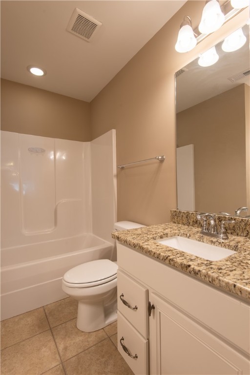 835 W RICHLAND CIRCLE