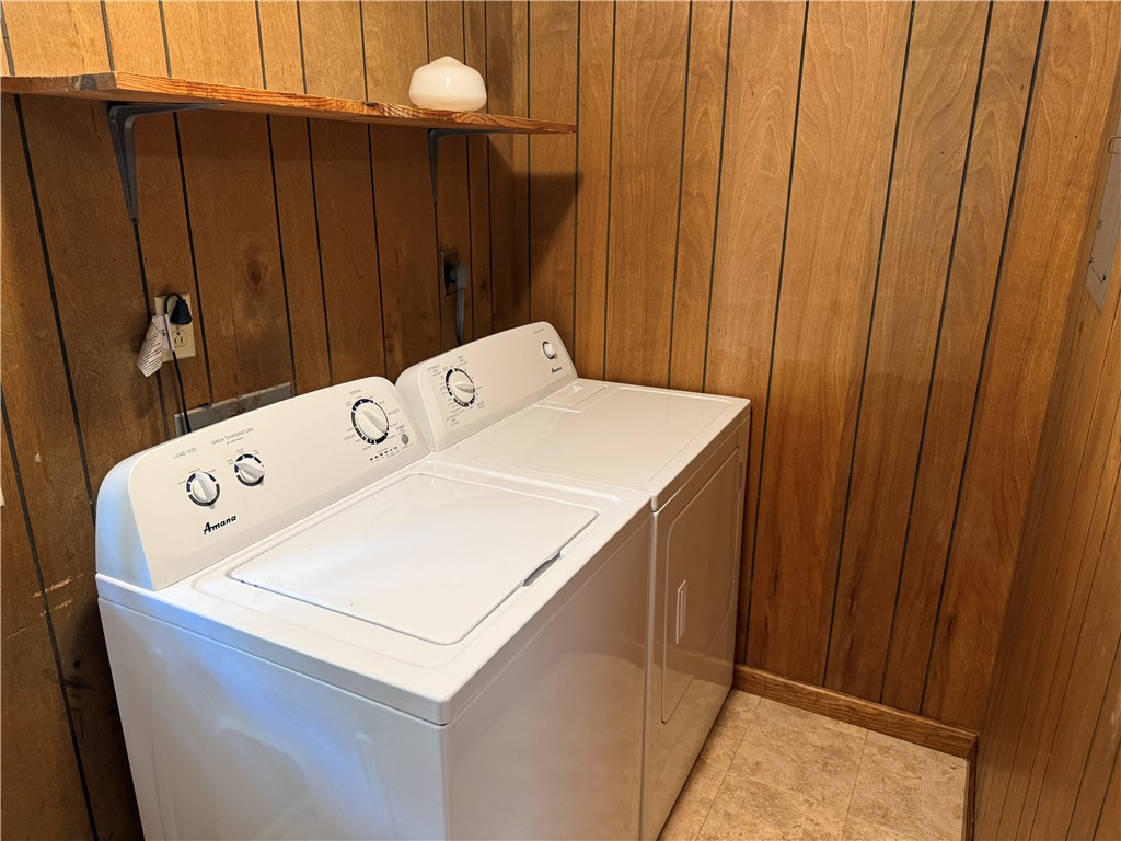 953/955 TISDALE CIRCLE