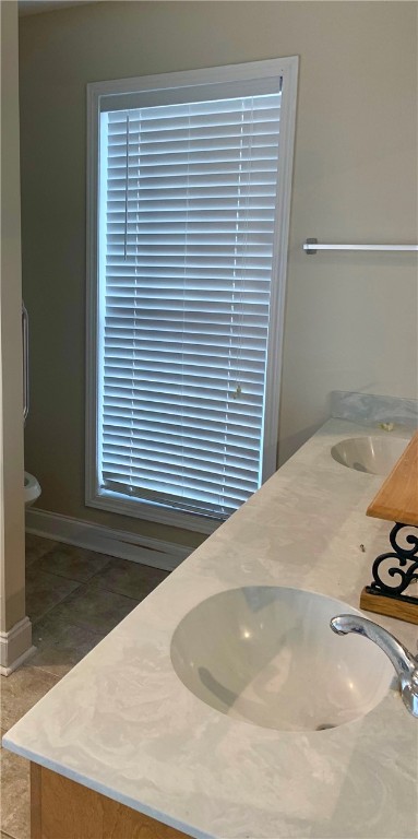 3672 HAWTHORNE COURT