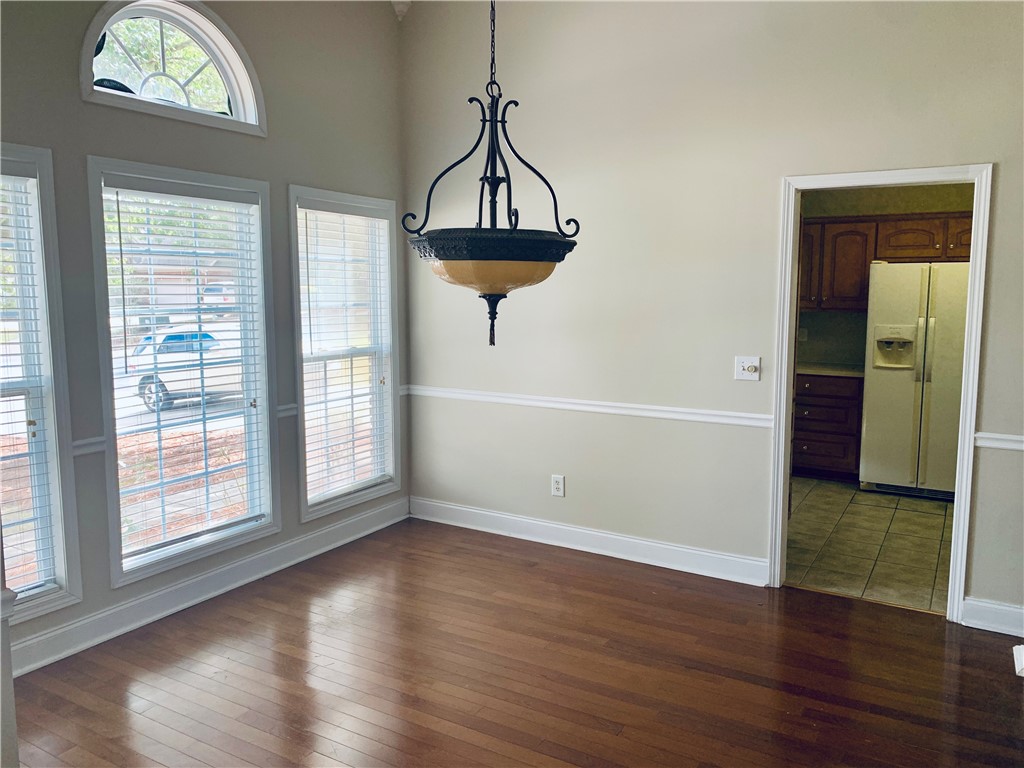 3672 HAWTHORNE COURT