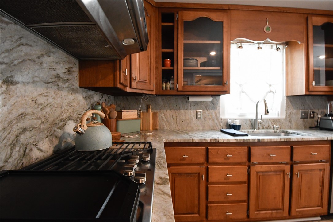 1105 E SAMFORD AVENUE