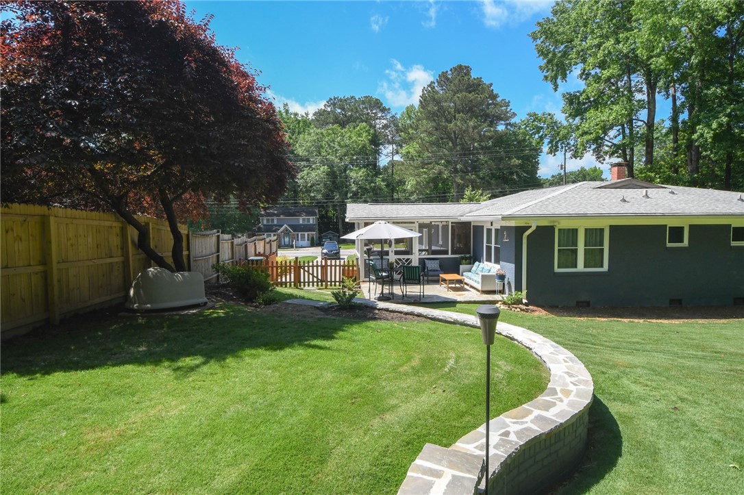 1105 E SAMFORD AVENUE